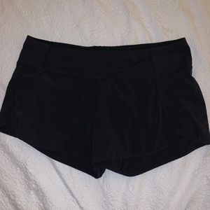 LULU LEMON SHORTS